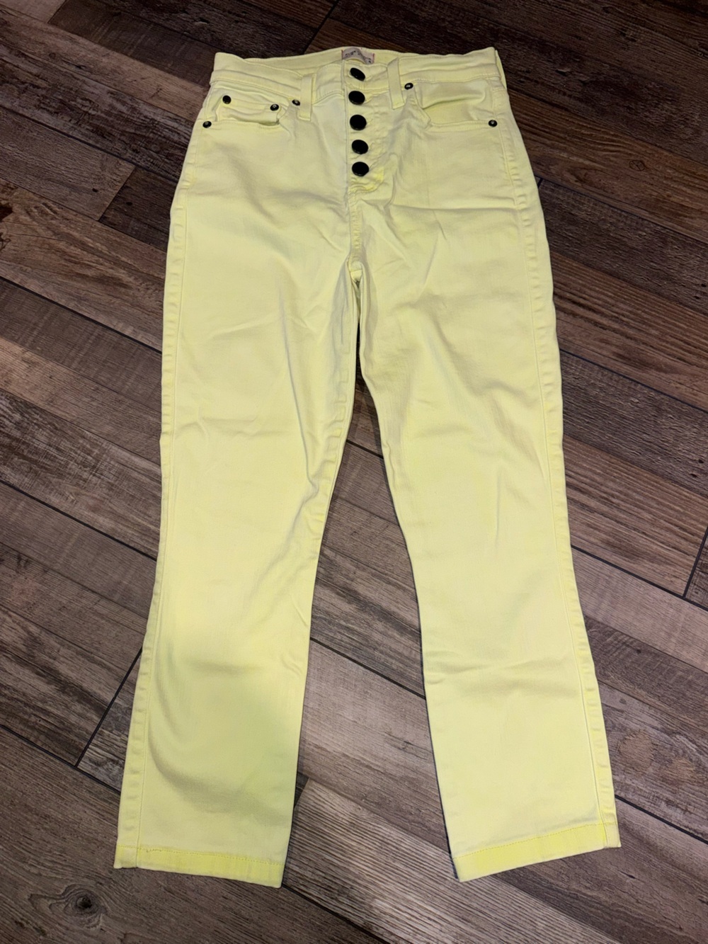 Alice + Olivia High Rise Button Fly size 26